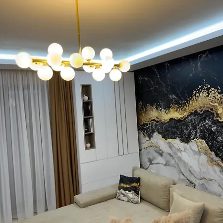 Sas 2 Luxury Mamaia
