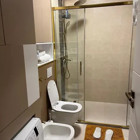 Sas 2 Luxury